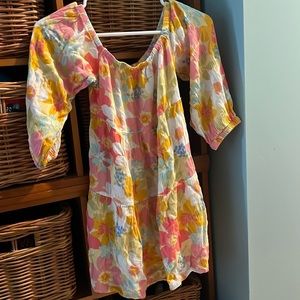 Girls Billabong dress / coverup